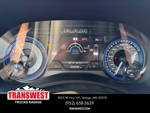 Used 2022 RAM 3500 Limited AWD/4WD image 12