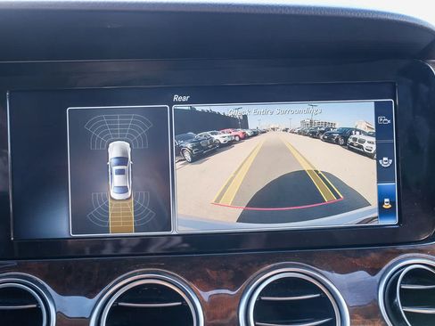 Used 2018 Mercedes-Benz E 300 image 27