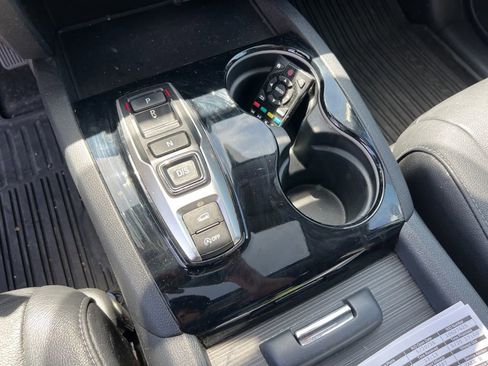 Used 2022 Honda Pilot Touring image 15
