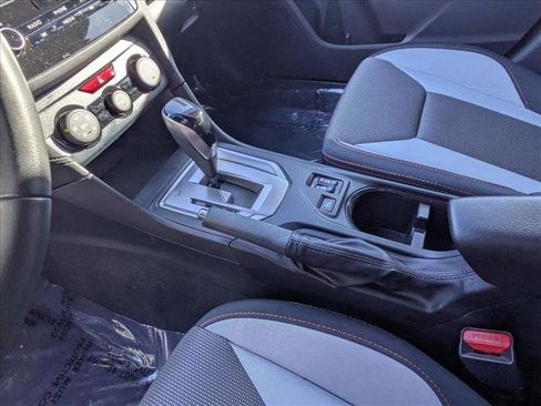 Used 2019 Subaru Crosstrek 2.0i Premium w/ Eyesight System image 17