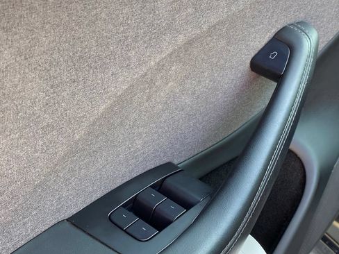 Used 2024 Tesla Model 3 Long Range RWD image 12
