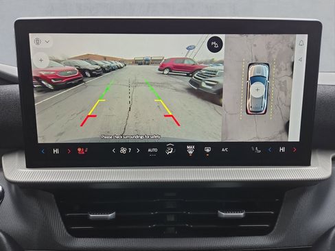 Used 2025 Ford Explorer ST-Line image 19