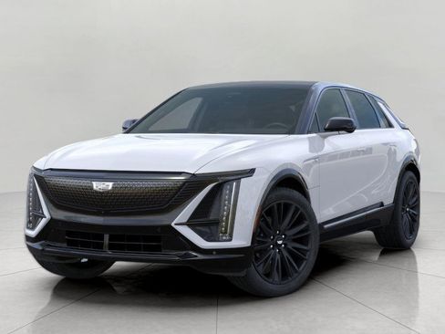 New 2026 Cadillac Lyriq Sport image 8
