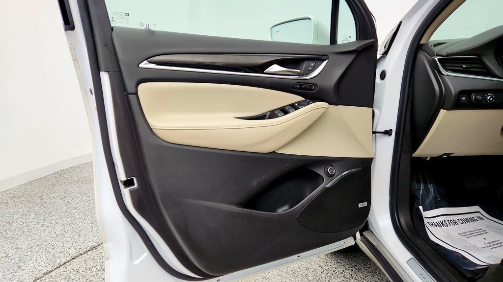 Used 2019 Buick Enclave Premium AWD/4WD image 11