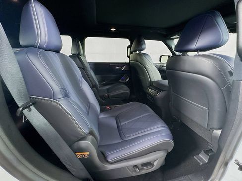 Certified 2026 INFINITI QX80 4WD w/ Sport Exterior Package image 37