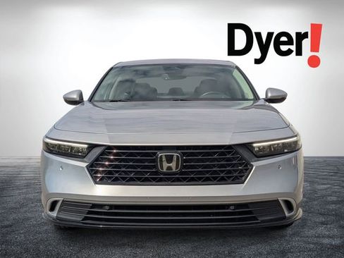 Used 2023 Honda Accord Touring image 8