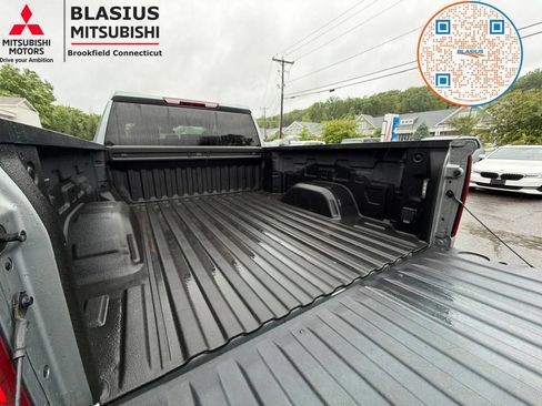 Used 2024 Chevrolet Silverado 1500 Custom AWD/4WD image 15