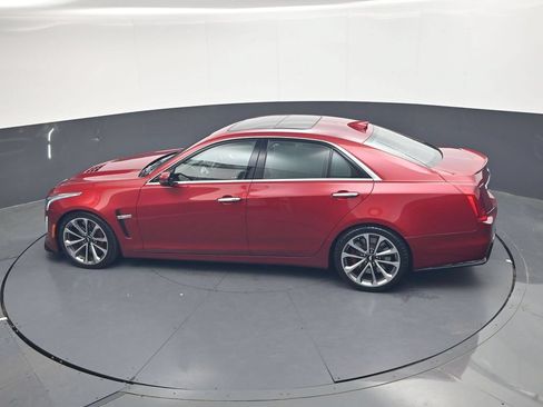Used 2016 Cadillac CTS V w/ Luxury Package RWD image 41