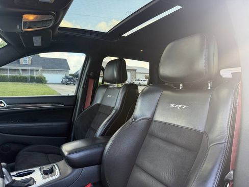 Used 2019 Jeep Grand Cherokee SRT AWD/4WD image 18