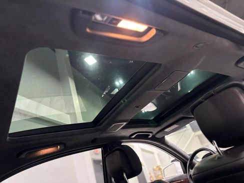 Used 2013 Mercedes-Benz S 63 AMG image 32