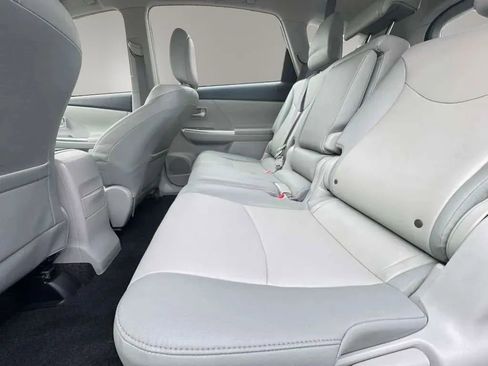 Used 2012 Toyota Prius V Five FWD image 14