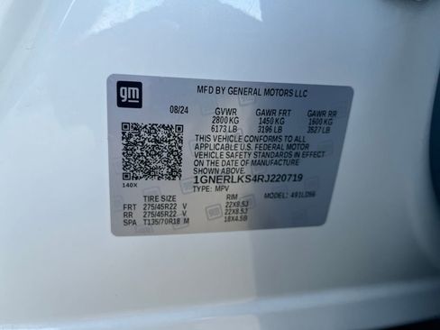 Used 2024 Chevrolet Traverse RS w/ LPO, Floor Liner Package FWD image 26