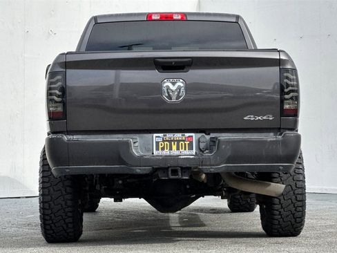 Used 2019 RAM 2500 Tradesman w/ Chrome Appearance Group image 5