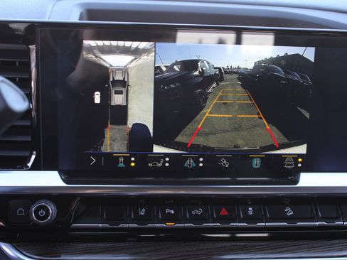 Used 2026 Chevrolet Silverado 2500 LT w/ Trail Boss Package image 12