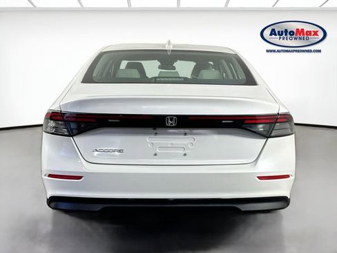Used 2023 Honda Accord LX image 7