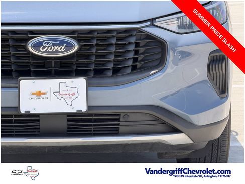 Used 2025 Ford Escape Active w/ Cold Weather Package AWD/4WD image 8