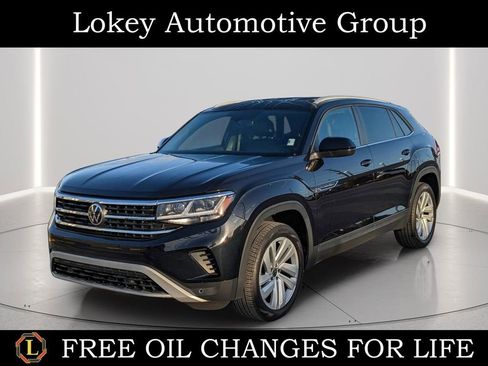 Used 2020 Volkswagen Atlas Cross Sport SE image 1