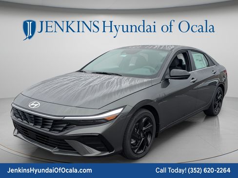 New 2026 Hyundai Elantra SEL Sport Premium FWD image 10