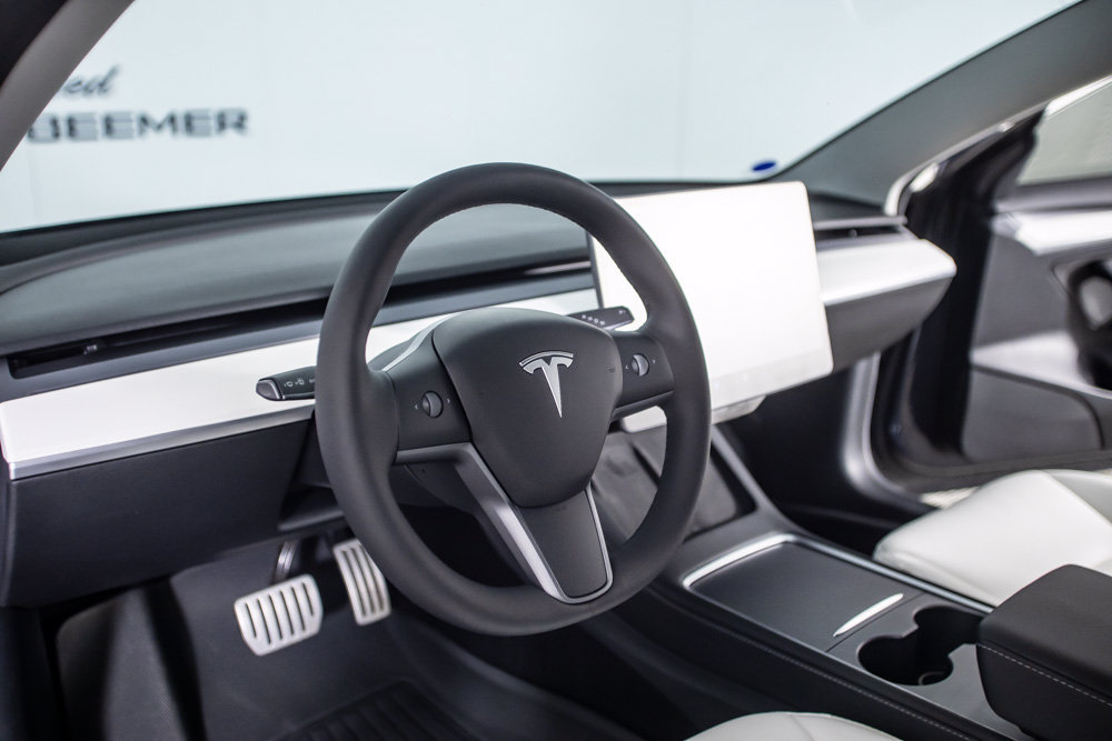 Used 2021 Tesla Model 3 Performance AWD/4WD image 27