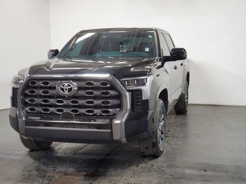 Used 2023 Toyota Tundra Platinum image 4