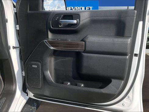 Used 2021 Chevrolet Silverado 1500 LT Trail Boss w/ Convenience Package II AWD/4WD image 28