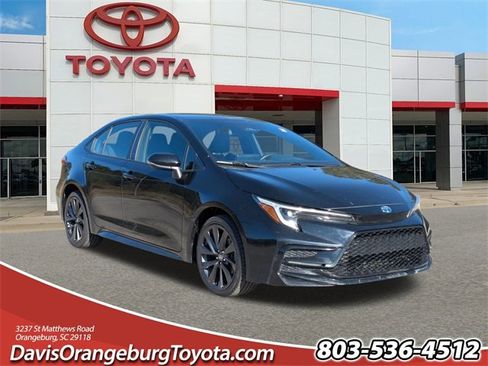 Used 2023 Toyota Corolla SE image 1