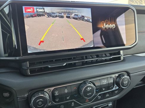 New 2026 Jeep Wrangler Unlimited Rubicon image 10