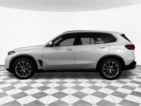 Used 2024 BMW X5 xDrive40i image 11
