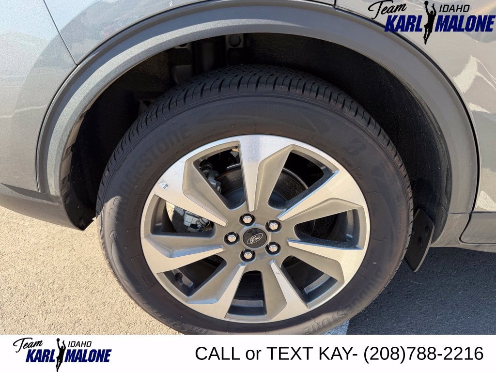 Used 2025 Ford Escape Platinum AWD/4WD image 18