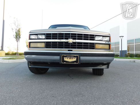 Used 1988 Chevrolet Silverado 1500 C10 Short Bed image 8