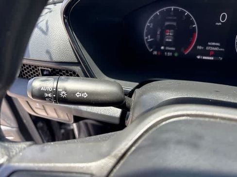 Used 2023 Honda CR-V EX image 15