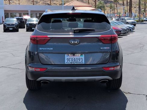 Used 2019 Kia Sportage SX FWD image 4