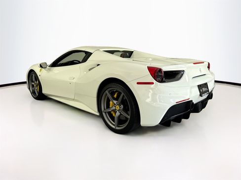 Certified 2018 Ferrari 488 Spider image 5