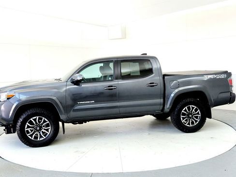 Certified 2023 Toyota Tacoma TRD Sport AWD/4WD image 3