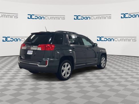 Used 2017 GMC Terrain SLE w/ Convenience Package image 8