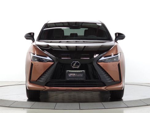 Used 2025 Lexus RZ 300e w/ Accessory Package (2T) FWD image 2