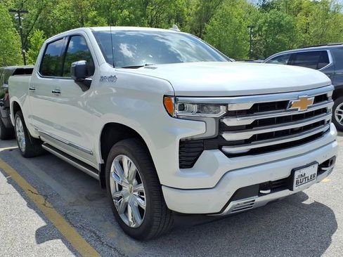 Used 2024 Chevrolet Silverado 1500 High Country AWD/4WD image 4