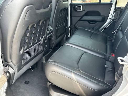 Used 2023 Jeep Wrangler Unlimited Rubicon 4xe w/ Cold Weather Group image 15