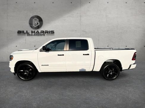 Used 2024 RAM 1500 Laramie AWD/4WD image 10