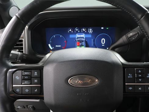 Used 2025 Ford F450 Platinum AWD/4WD image 15