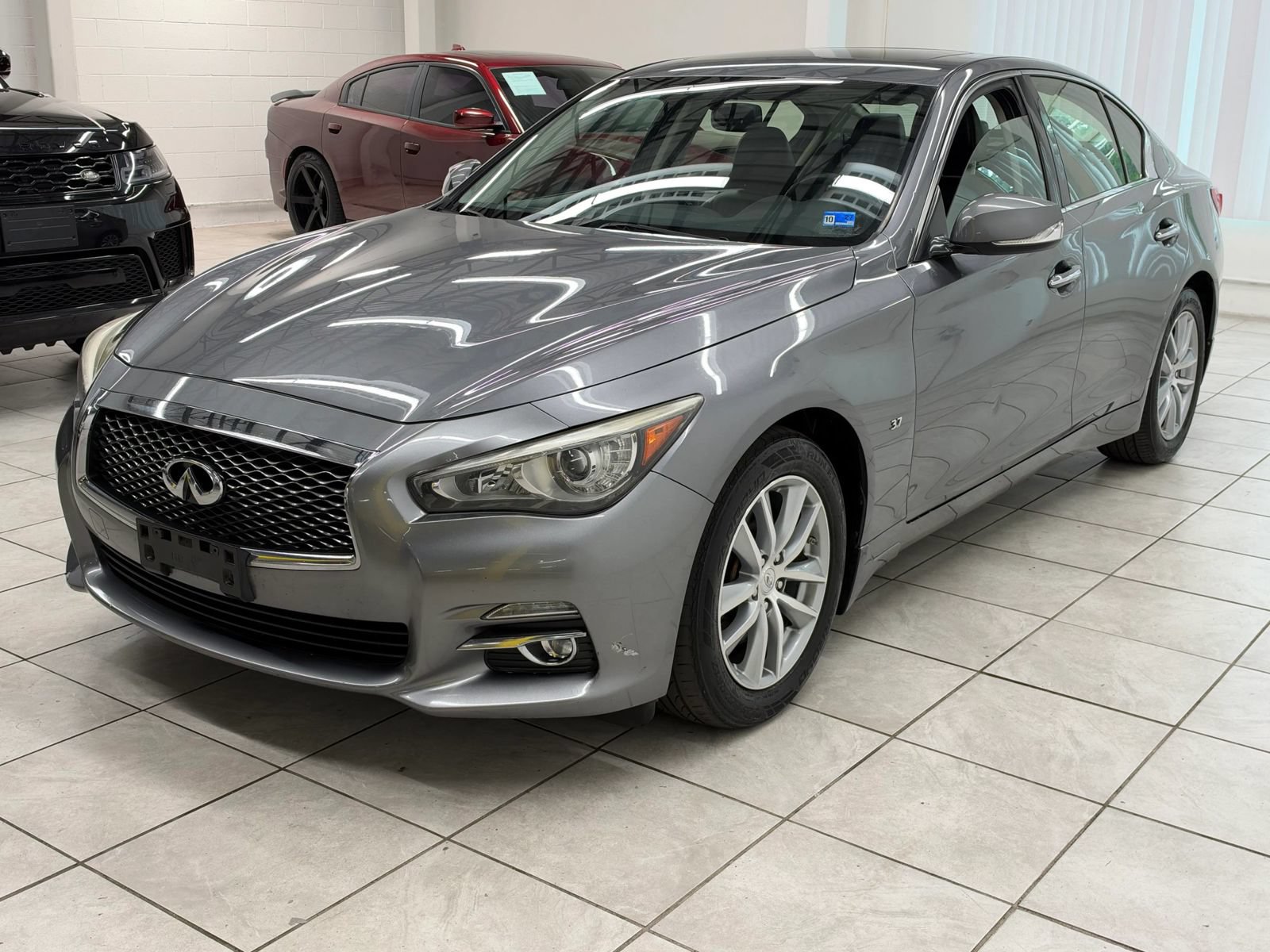 Used 2015 INFINITI Q50 Premium w/ Navigation Package AWD/4WD image 3