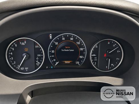 Used 2017 Buick LaCrosse Essence FWD image 12