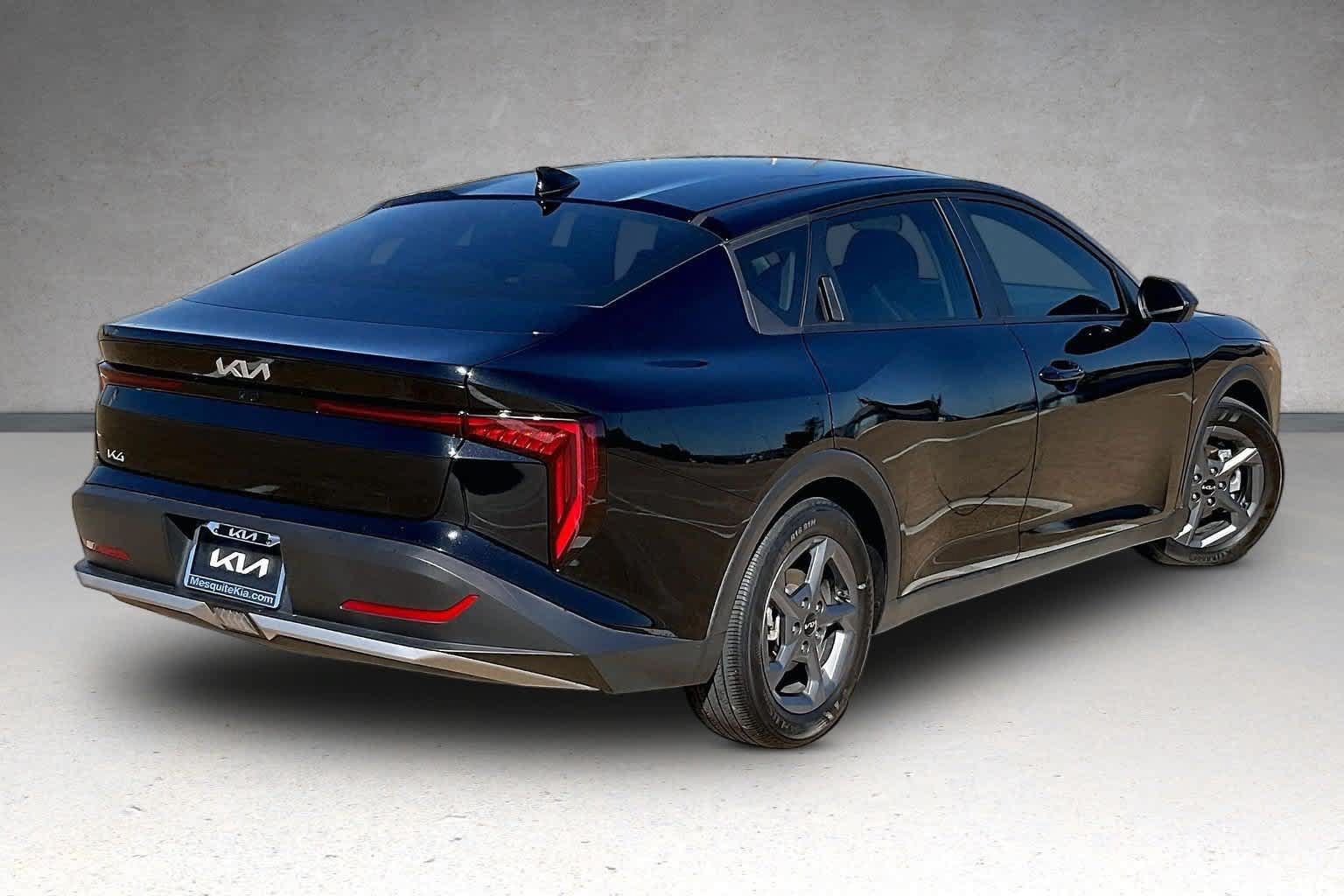 Certified 2025 Kia K4 FWD image 20