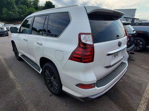 Used 2020 Lexus GX 460 Luxury w/ Luxury Sport Package AWD/4WD image 9
