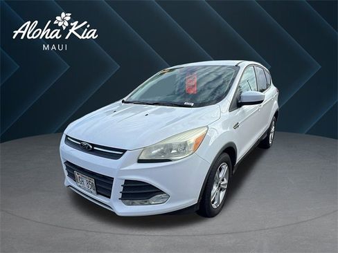 Used 2016 Ford Escape SE image 1