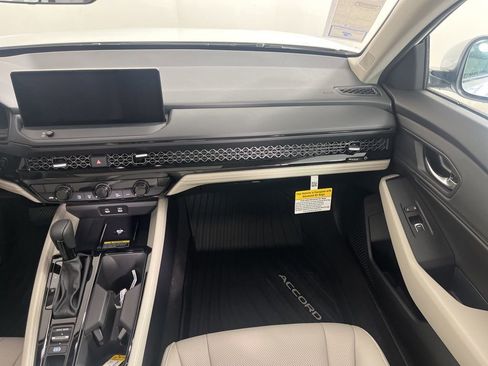 New 2025 Honda Accord EX-L image 12