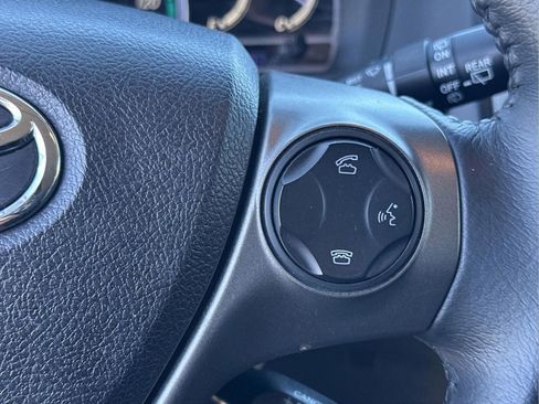 Used 2015 Toyota Venza XLE image 15