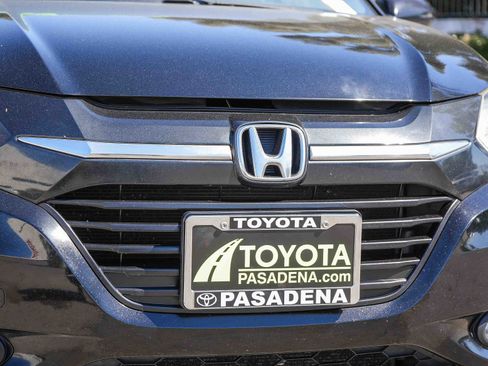 Used 2018 Honda HR-V EX image 5