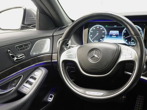 Used 2017 Mercedes-Benz S 550 Sedan w/ Sport Package w/ Sport Package image 50