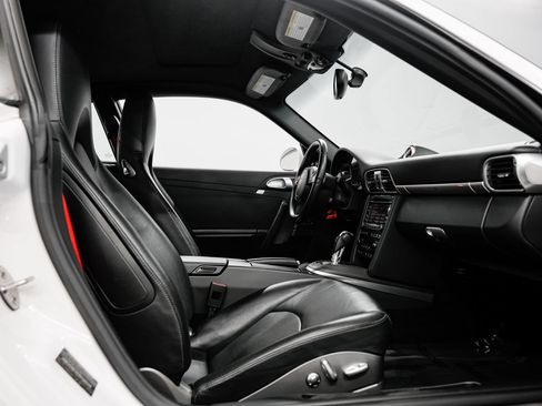 Used 2011 Porsche 911 Carrera GTS RWD image 27